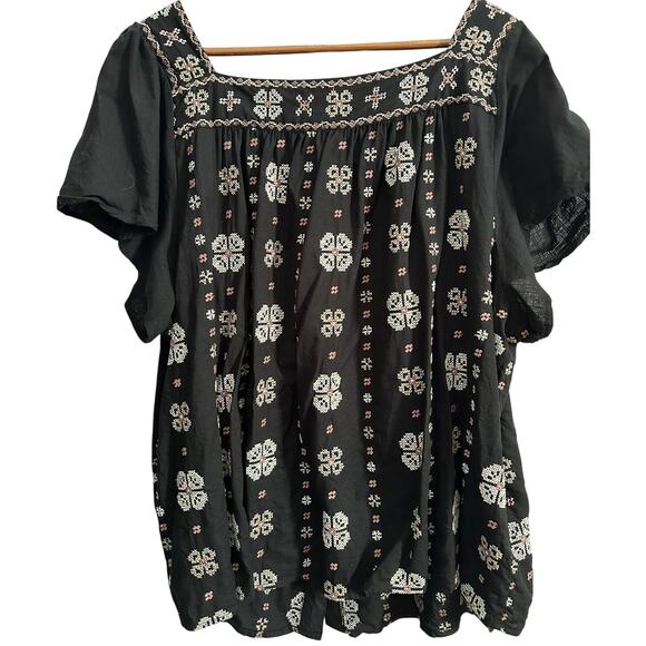 Torrid 4X Boho Black Embroidered Peasant Blouse | Rayon Linen Blend Festival - Picture 5 of 13